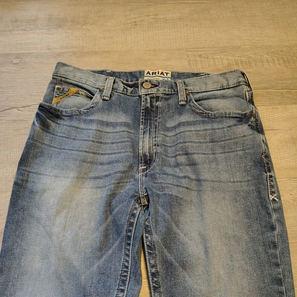 Ariat M2 Traditional Relaxed Boot Cut Jeans Mens 36x34 Medium Wash Denim